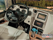 Winnebago˾ʽAJourney42E܇