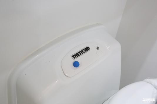 ^(q)