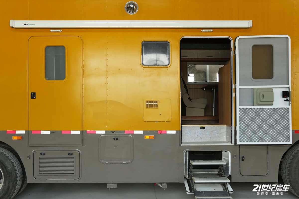 2E1A9499.JPG